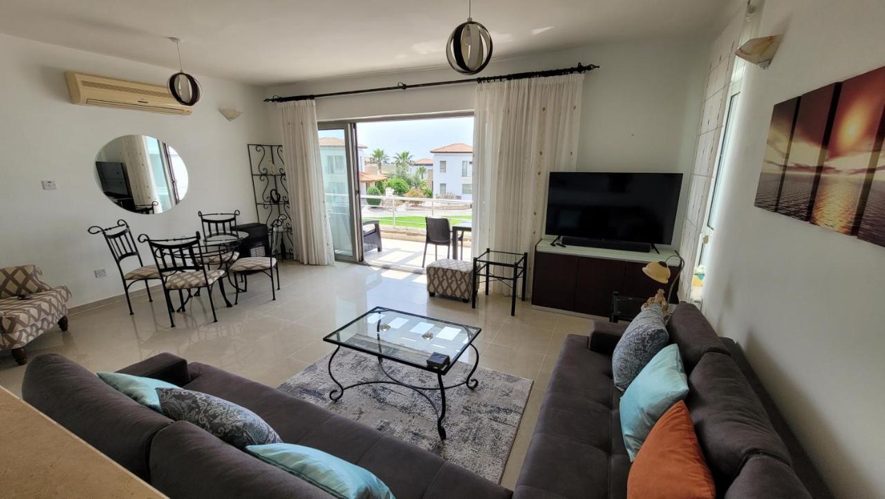 Sea And Mountain View Beachfront Penthouse Yali Exteriér fotografie